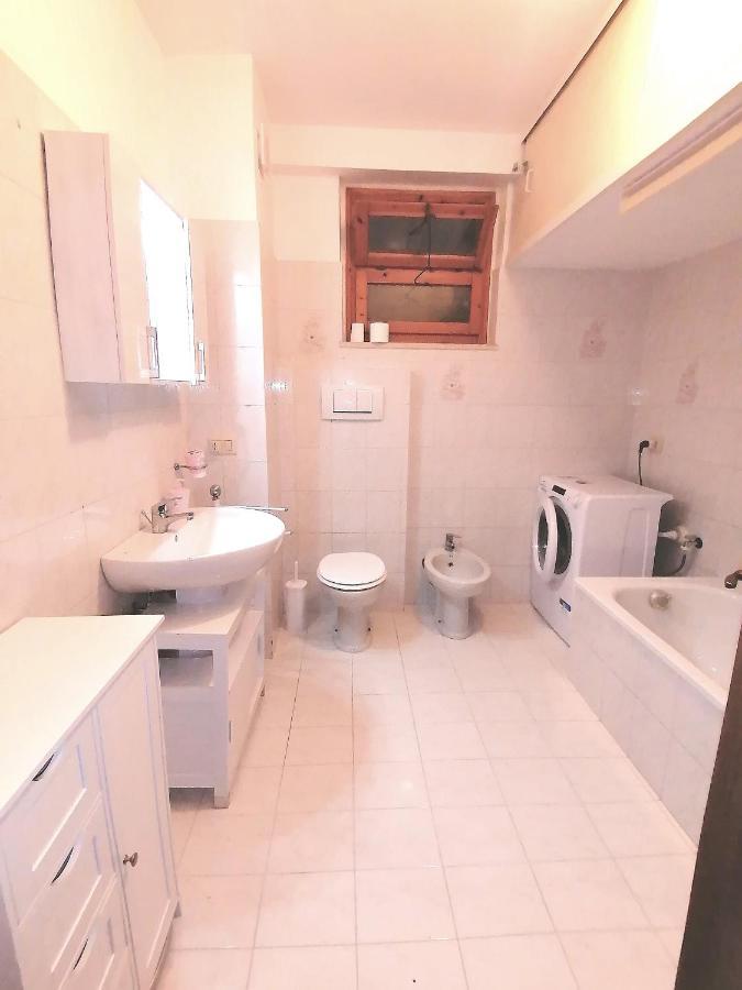 Marine Kiss Apartment Civitavecchia Exterior photo